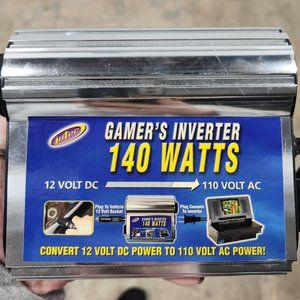 Like New !! Great Condition !! Gamer's Inverter 140 Watts Convert 12V to 110V AC